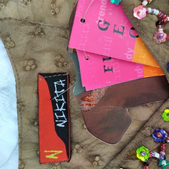 Adorable Flower Beaded top by Nikita NWT M - Picture 5 of 6